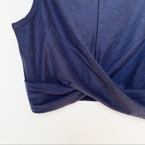 NWT Yogalicious Lux Soft Cropped Workout Tank Top - Picture 4 of 6